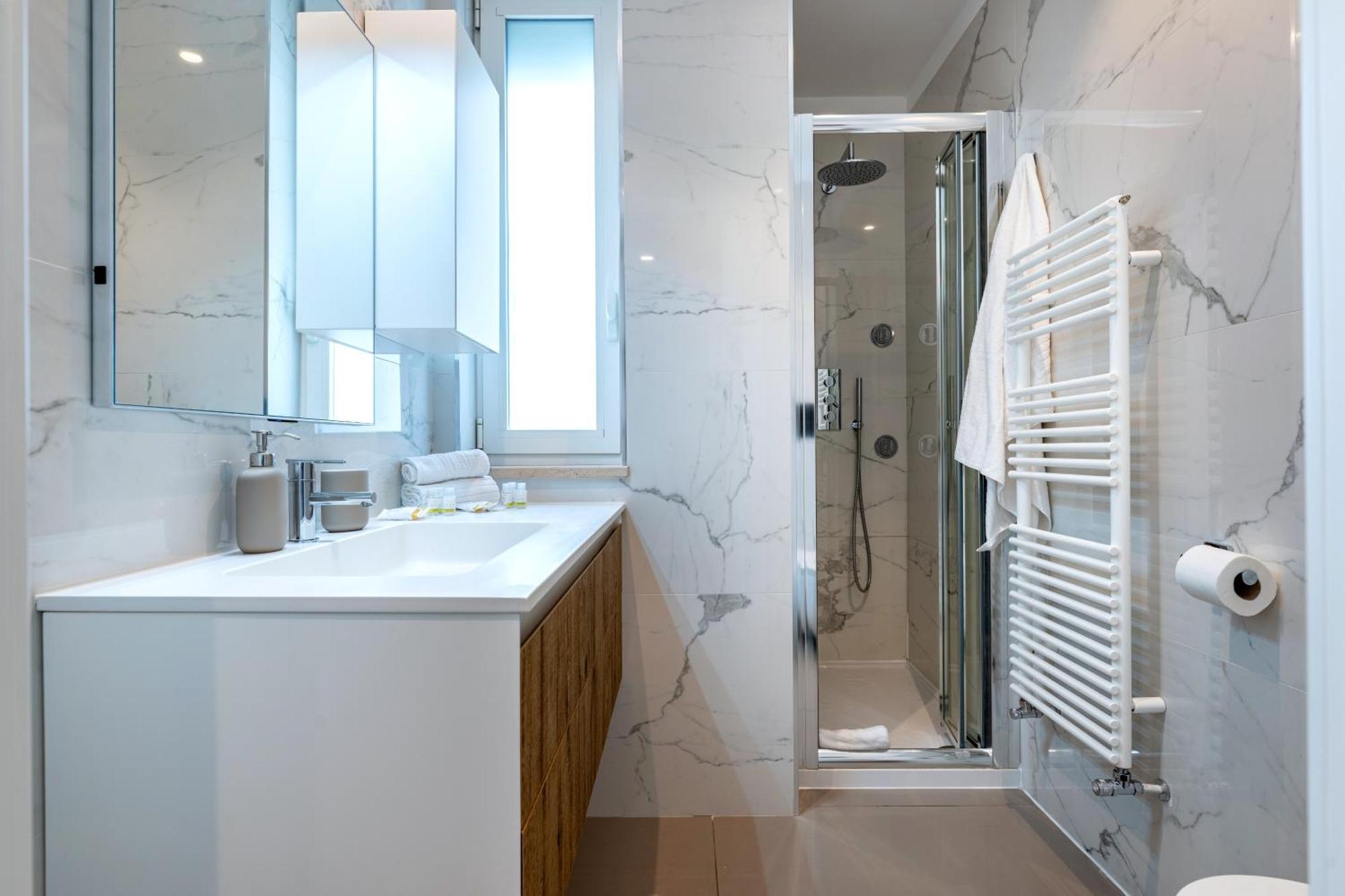 Exclusive Deluxe Apt Up To 6 People & Heated Tub Поліньяно-а-Маре Екстер'єр фото