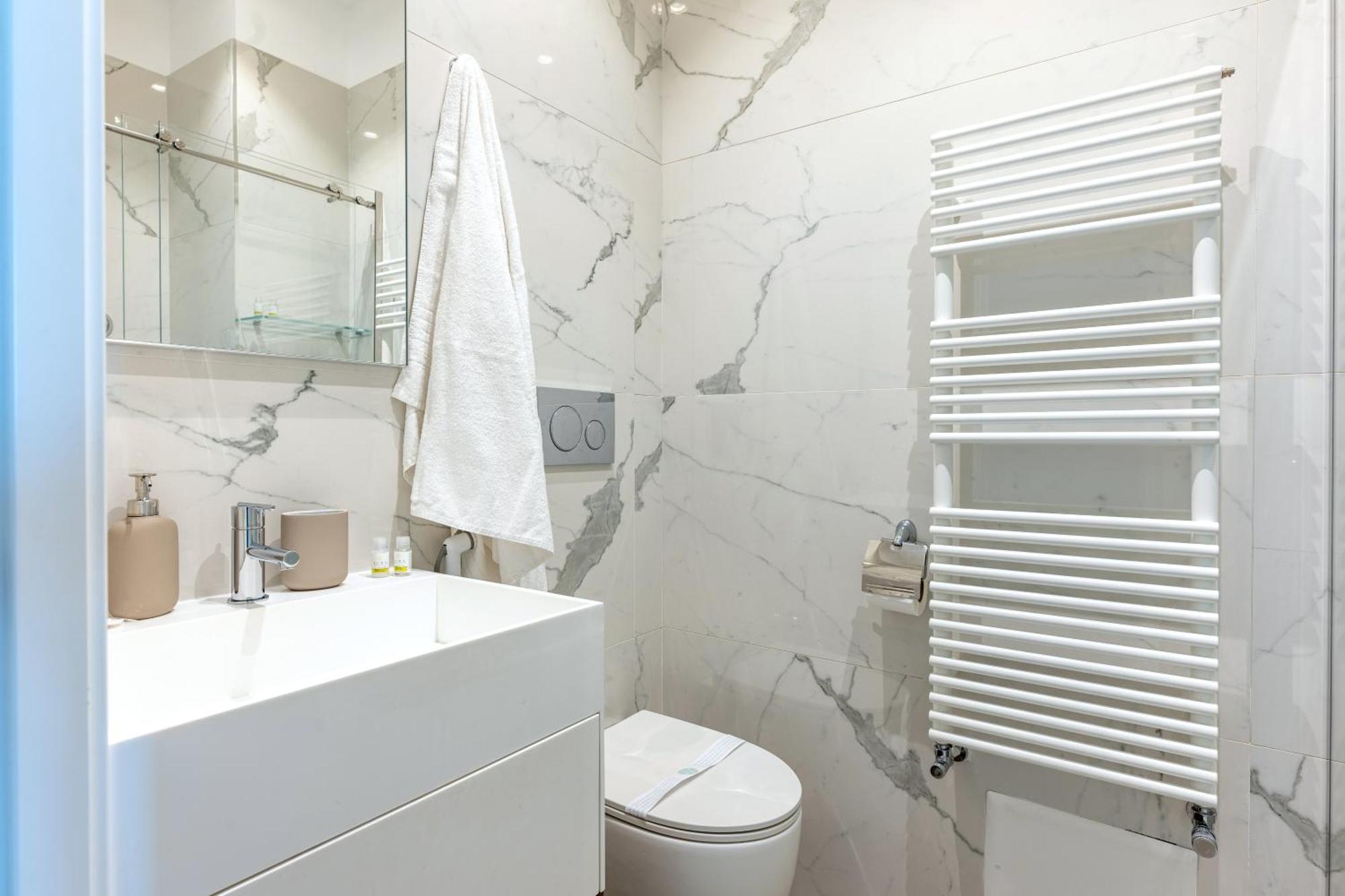 Exclusive Deluxe Apt Up To 6 People & Heated Tub Поліньяно-а-Маре Екстер'єр фото