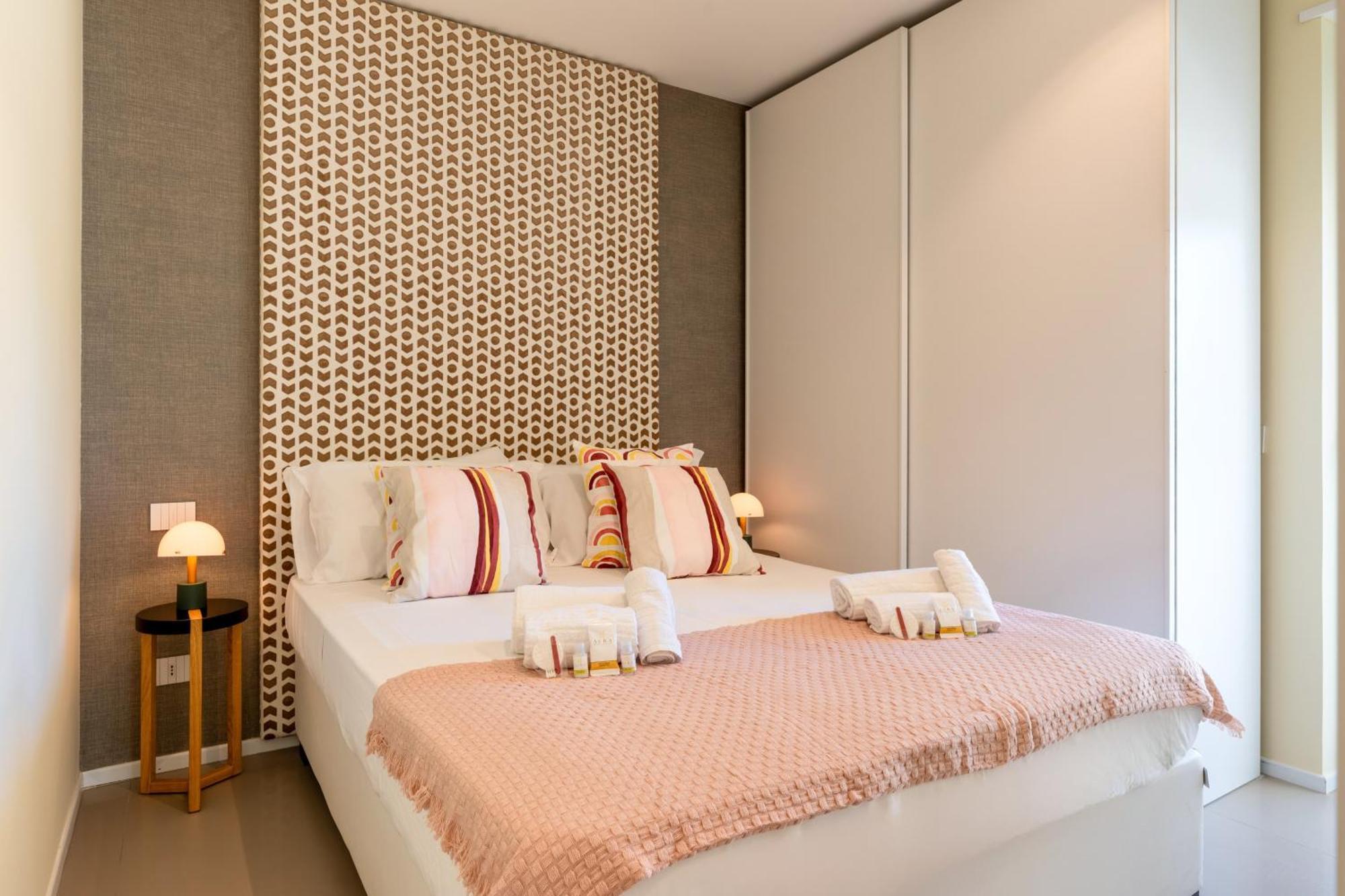 Exclusive Deluxe Apt Up To 6 People & Heated Tub Поліньяно-а-Маре Екстер'єр фото